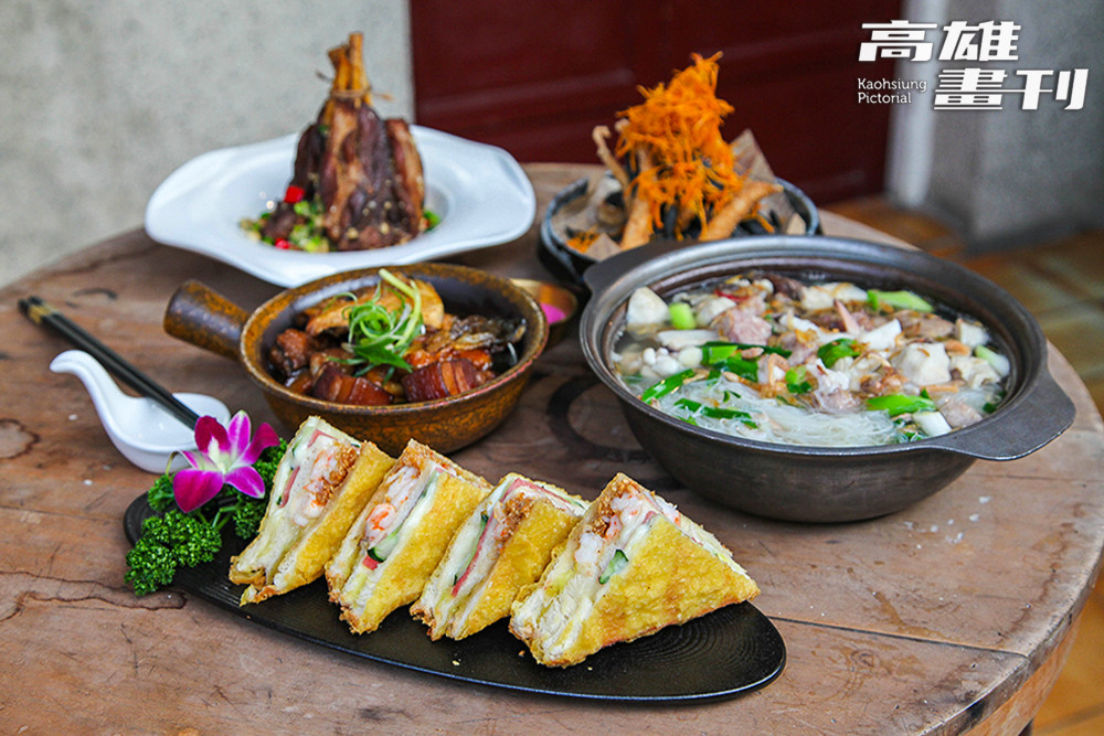 香鮮美味的「 海鮮芋頭米粉湯」、「虱目魚滷肉」、「蝦蝦看見三明治」等佳餚，都是備受好評的招牌菜。(攝影/李芷姍)
