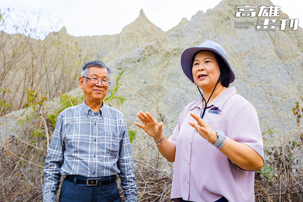 陳聰賢與陳俊妃父女全心投入地方文史的保存與傳承。(攝影/張學人)