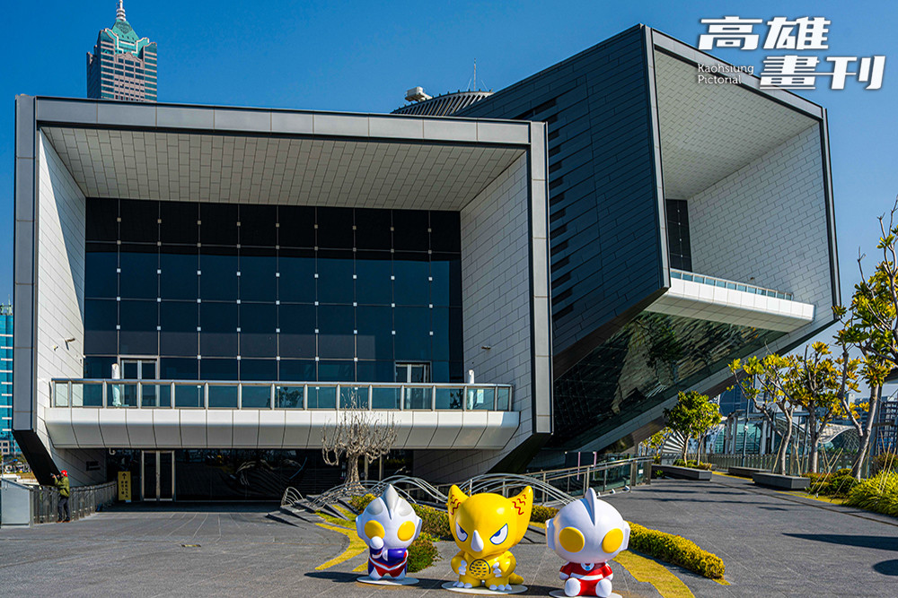 除了愛河灣的主展場，超人力霸王也在城市的不同角落驚喜現身。（上、中：圖片提供/高雄市政府觀光局、下：攝影/黃敬文）