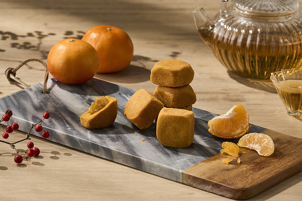 舊振南新推出嚴選在地年節盛產的「年柑」茂谷柑製作果酥，過年吃橘，大吉大利，特別應景。(圖片提供/舊振南)