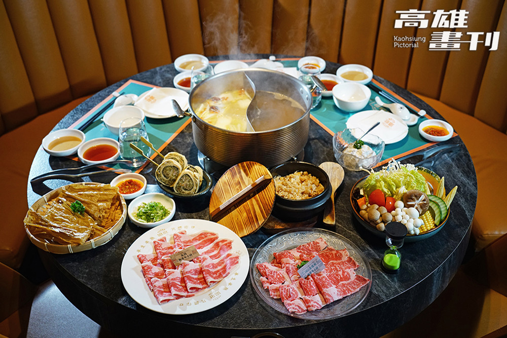 溫肚的湯底、手工料理與招牌釜飯，皆由星級主廚親自研發監製。(攝影/曾信耀)