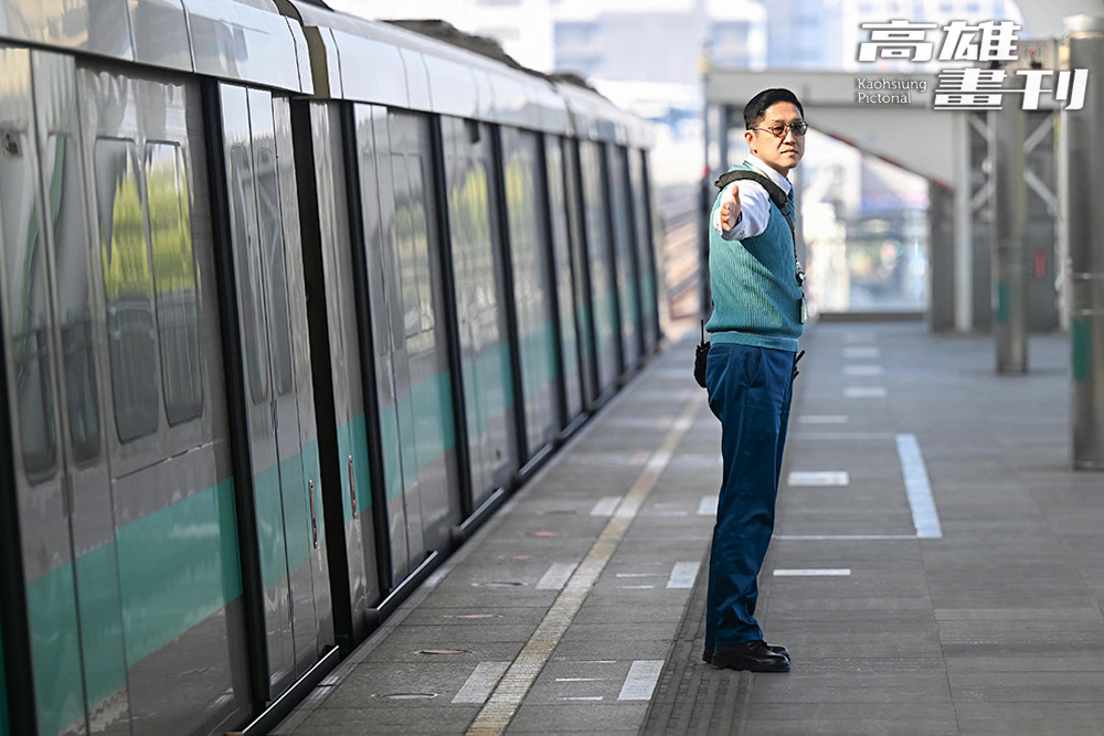 林忠明於高雄捷運服務至今，仍每天都要面對未知的突發狀況。（攝影/Carter）