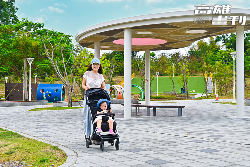 大寮社宅不僅鄰近捷運，也接近公園、市場等生活設施，生活輕鬆便利。（攝影/Carter）