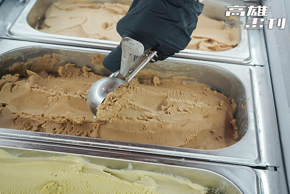 店內常備數十種口味，並隨季節更替，讓每次造訪都能品嘗不同風味。(上：攝影/李瑰嫻；下：圖片提供/Eriel Gelato愛莉兒)