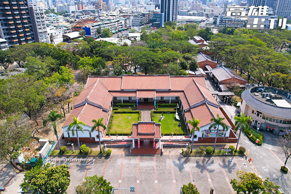 高雄市新客家文化園區緊鄰盤花公園，是全臺灣首座都市型客家文化園區。（攝影/曾信耀）