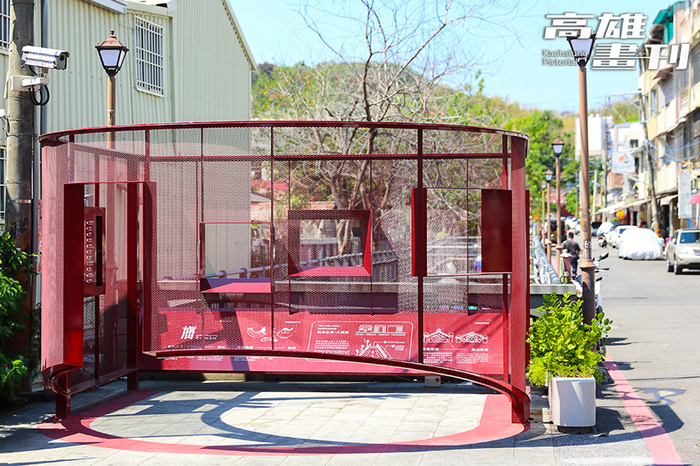 以無人旅客中心概念翻轉大溝頂空地，設置景點介紹化為深度體驗的起點。(攝影/Carter)