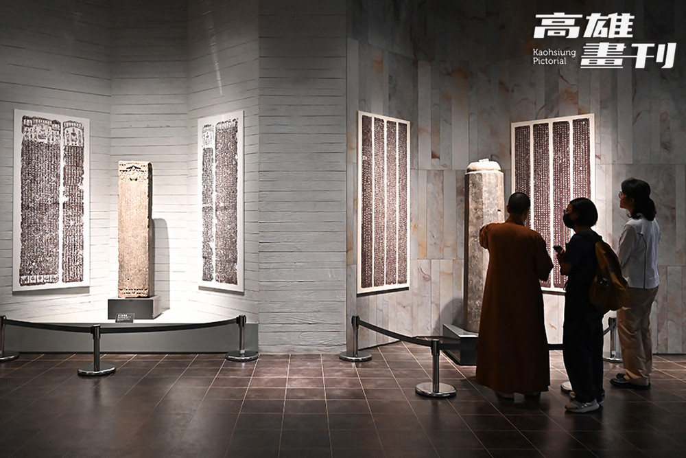 「佛教地宮還原」展區，模擬陝西省扶風縣法門寺地宮，特別複製整套地宮文物，還原現場，並展出地宮文物珍寶。（攝影/Carter）