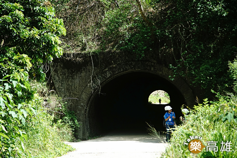 十八羅漢山山底下有六條隧道，是日治時期為了運輸樟腦、木材而開鑿。（攝影/曾信耀）