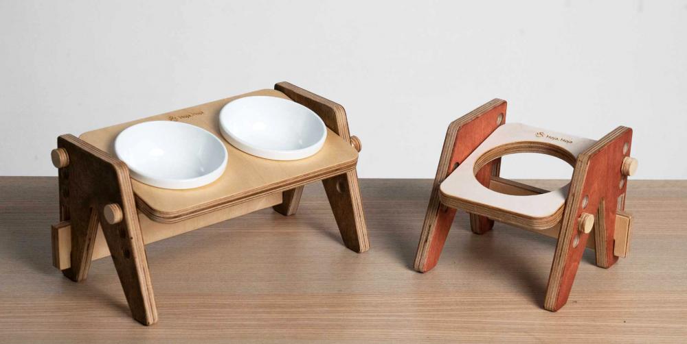 「Hoja, Hoja可調式寵物餐桌」是第二款募資設計商品，可調節碗架高低及角度，結合「重視實用」及「簡約美感」的Mid-Century Modern設計，能自由搭配餐桌零件的顏色。（圖片提供/硬印H