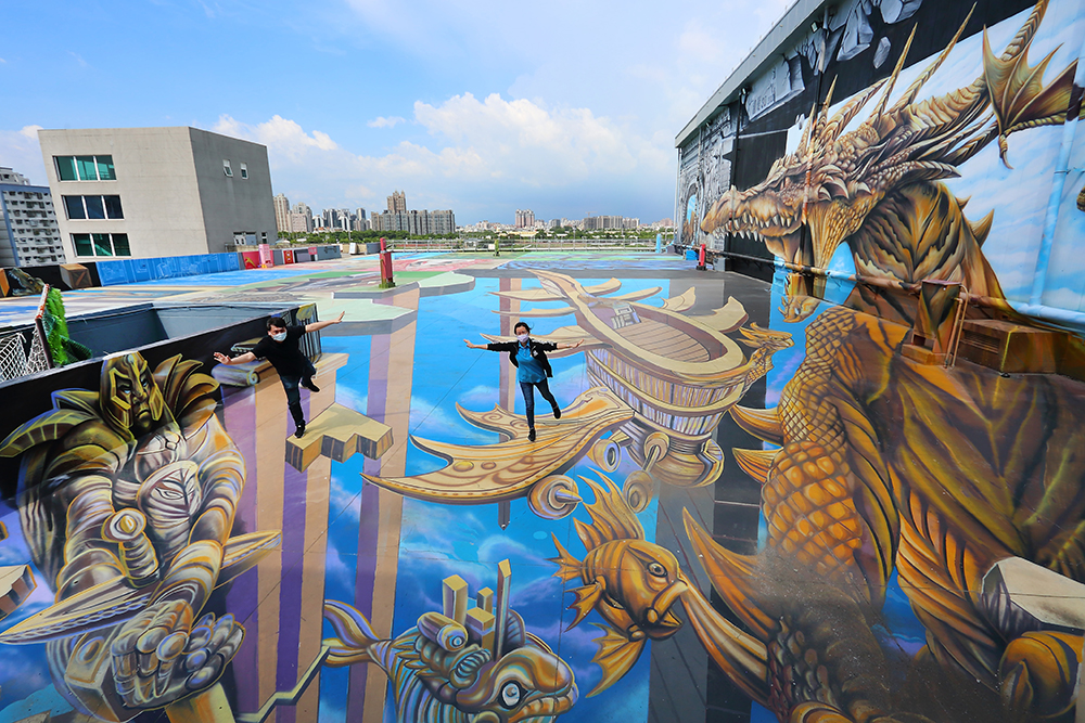 【202108在地行旅】跌入時空之城全臺最大3D空中彩繪