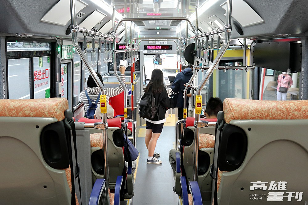 高雄市電動公車比例六都第一，被交通部選為電動公車示範計畫執行成果標竿城市。(攝影/Carter)