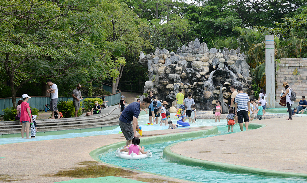 壽山動物園的親水廣場。